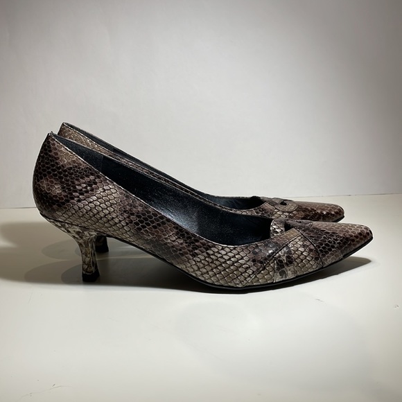 Stuart Weitzman Snake Skin Heels - Picture 3 of 6